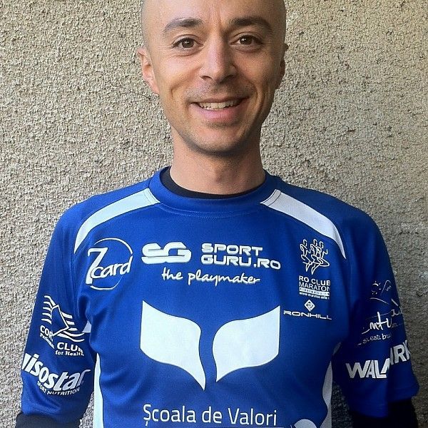 Andrei Rosu participa la un triplu ultratriatlon pentru Scoala de Valori